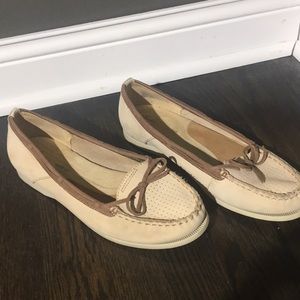 Eddie Bauer Women’s Boat Shoe